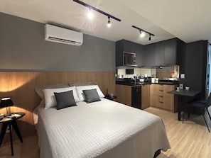 1 slaapkamer, een bureau, gratis wifi, beddengoed