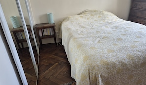 1 chambre, draps fournis