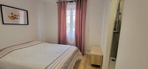 1 chambre, fer et planche à repasser, Wi-Fi