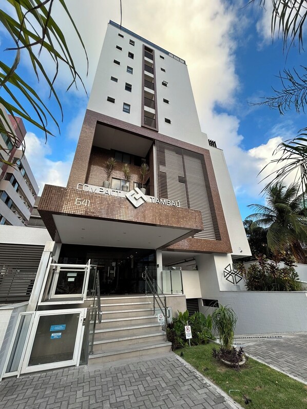 Front of property - Bela Hospedagem - 105 Compact Tambau (João Pessoa)