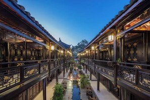 Exterior - DuoFu Resort (Lijiang Ancient City South Gate) (Lijiang)