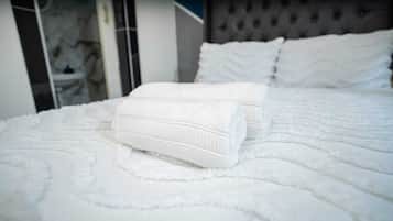 Desk, laptop workspace, free WiFi