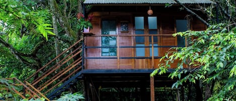 Deluxe Suite, Garden View | 2 bedrooms, free WiFi