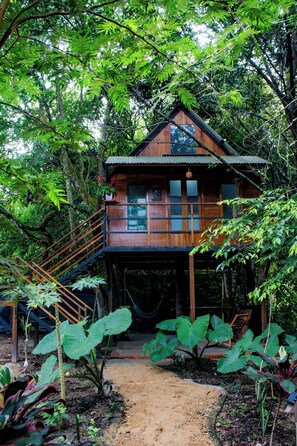 Deluxe Suite, Garden View | Free WiFi