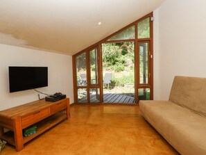 Living area - Llys Emrys (Caernarfon)