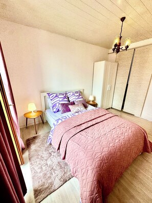 1 bedroom, free WiFi, bed sheets - Apartment in Gare/Darcy town center (Dijon)