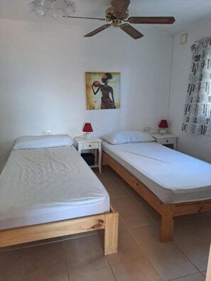 4 camere, Wi-Fi, lenzuola