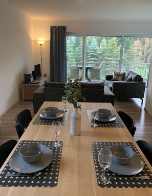 Apartment | Dining - Flat on the Rothaargebirge With Balcony (Medebach)