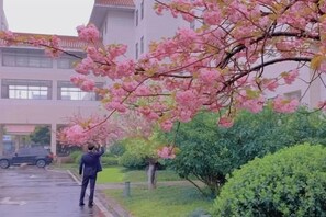 Unclassified image, 5 of 32, button - Ma'anshan Jinling Nanhu Hotel (Ma'anshan)