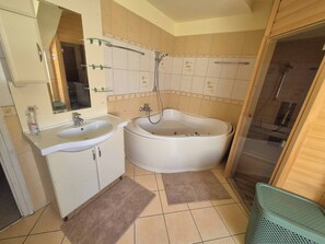 Apartment, 2 Bedrooms, Smoking, Balcony | Bathroom - Quelle Apartment - 2BR Apartment With Private Garden Connection and Sauna (Kecskemet)