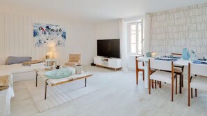 Unclassified image, 3 of 14, button - Charming town house in the heart of Saint-Briac, walking distance to beaches (Saint-Briac-sur-Mer)
