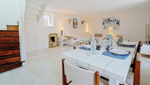 Unclassified image, 2 of 14, button - Charming town house in the heart of Saint-Briac, walking distance to beaches (Saint-Briac-sur-Mer)