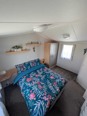 3 dormitorios, Internet, ropa de cama