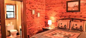 Beautiful cedar cabin right on the Whiteriver