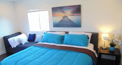 perfect getaway. sf view. free parking on site