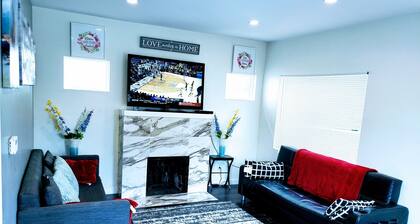 perfect getaway. sf view. free parking on site