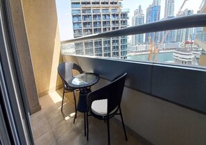 Apartamento Confort, vistas al canal | Balcón
