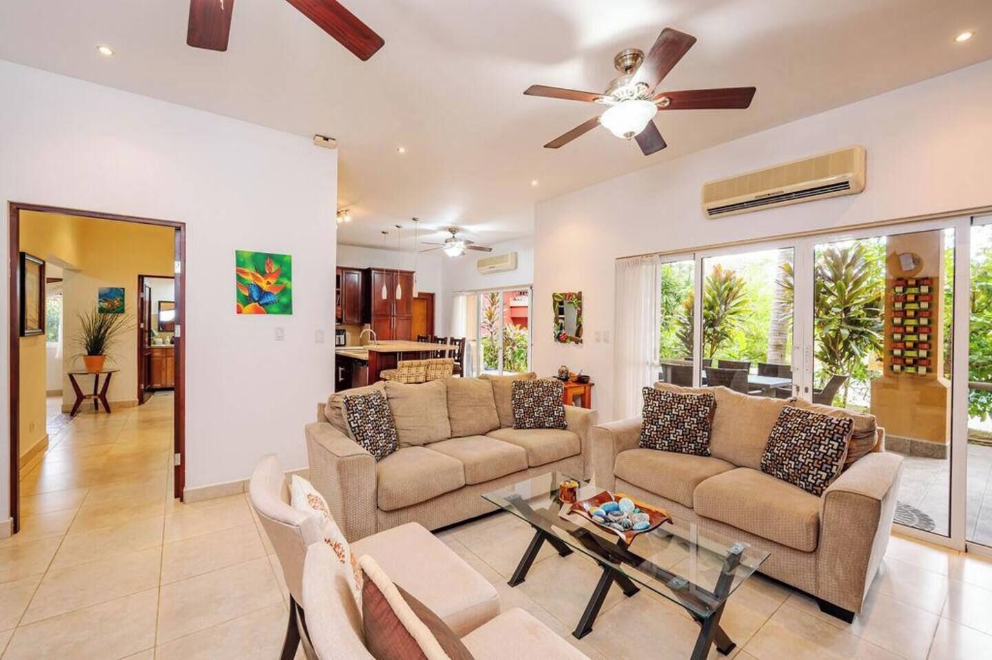 Télévision, espaces bureaux