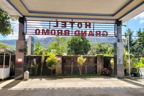 Property grounds - Hotel Grand Bromo Pacitan (Pacitan)