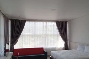 Room - Hotel Grand Bromo Pacitan (Pacitan)