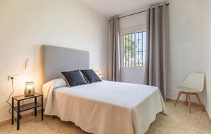 4 bedrooms, free WiFi