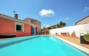 Pool - Awesome home in Saleilles (Saleilles)