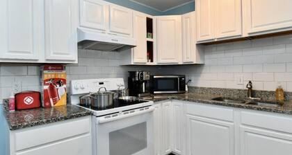 Charming 3-bed Retreat Near Downtown Indianapolis