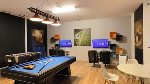 غرفة الألعاب