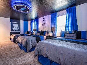 9 bedrooms, iron/ironing board, WiFi, bed sheets