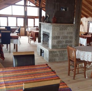 Restaurant - ZİRVE DAĞ EVİ (Basiskele)