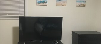 Charming 1-bedroom cottage in fantastic Wildwood with WiFi, AC