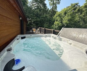 Bain à remous extérieur