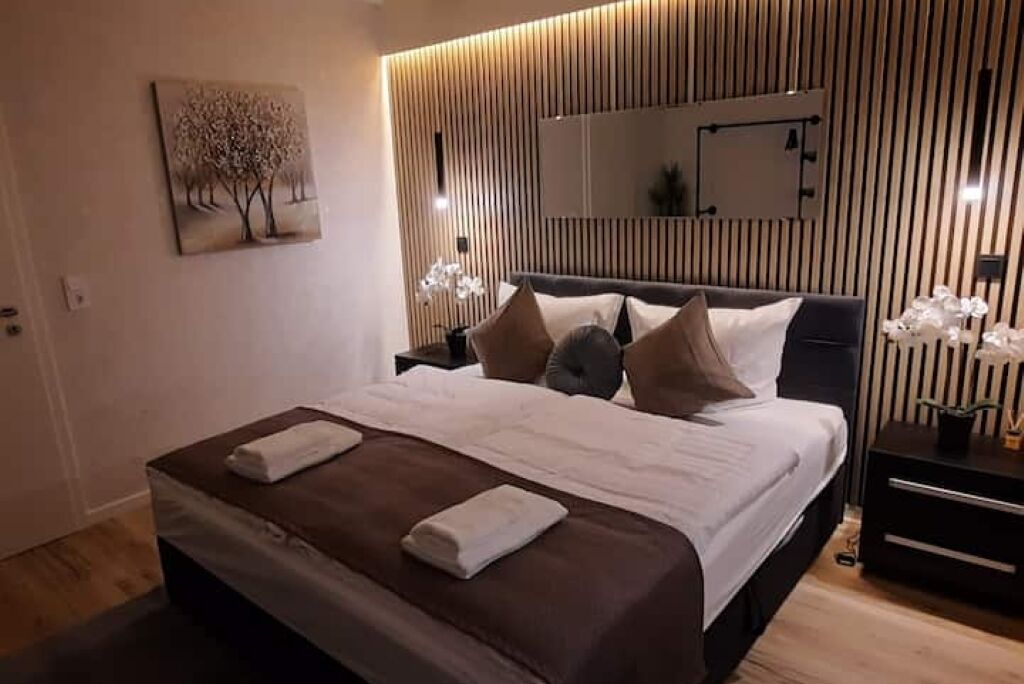 1 bedroom, iron/ironing board, travel crib, free WiFi