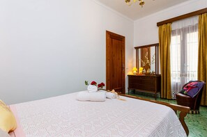2 bedrooms, travel cot, free WiFi, bed sheets - YourHouse Ca Na Fonoy (Santa Margalida)