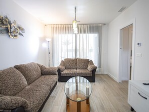 Living area - NEW, perfect for families or work. (Armilla)