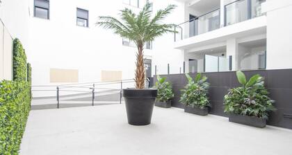 NEW, perfect for families or work.