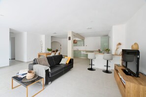 Living area - Villa rental with pool Nîmes (Nîmes)