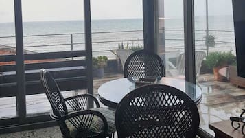 Kamar Twin Comfort, pemandangan pantai | Area keluarga