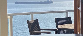 Waterfront Cabin at Currents, Otterbay, North Pender Island