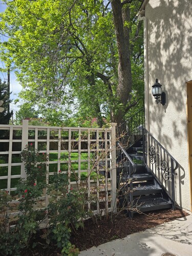 Luxury 1-bedroom condo in fabulous Denver with WiFi, AC