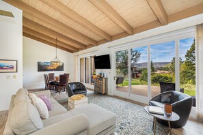 TV connectée, cheminée