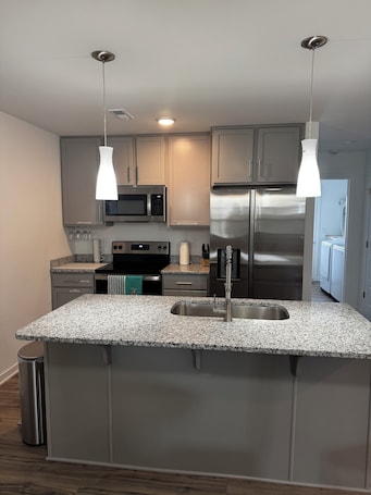 Private kitchen. 3-bedroom bungalow with , WiFi in Jeffersonville