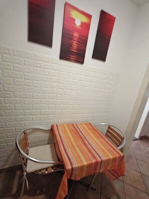 Apartment, 1 Bedroom, Smoking, City View | Dining - Wesselényi Apartment Modern Comfort in the Heart of Kecskemét (Kecskemet)