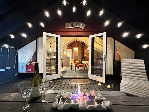 Unique forest cabin by the lake | Near Legoland & Lalandia