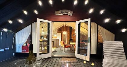 Unique forest cabin by the lake | Near Legoland & Lalandia