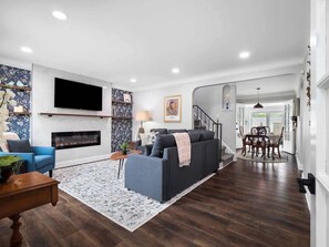 Smart TV, fireplace, video games, offices