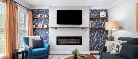 Smart TV, fireplace, video games, offices