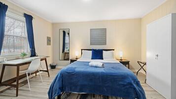 1 bedroom, iron/ironing board, WiFi, bed sheets