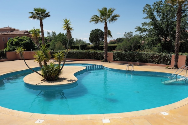 Gemeinschaftspool Domaine du Lac