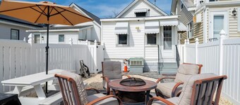 NEW 3-bdrm bungalow in cool Wildwood with WiFi, Walk to Beach/Boards, 2 Parking!